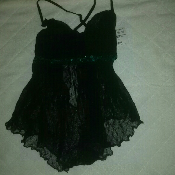 Fredrick's sheer babydoll - Picture 2 of 5